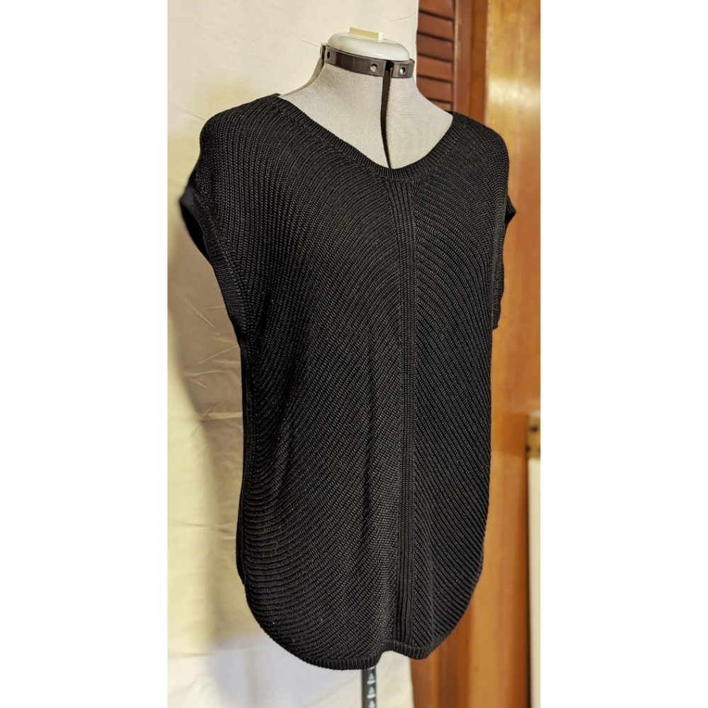 3/4 length knit top